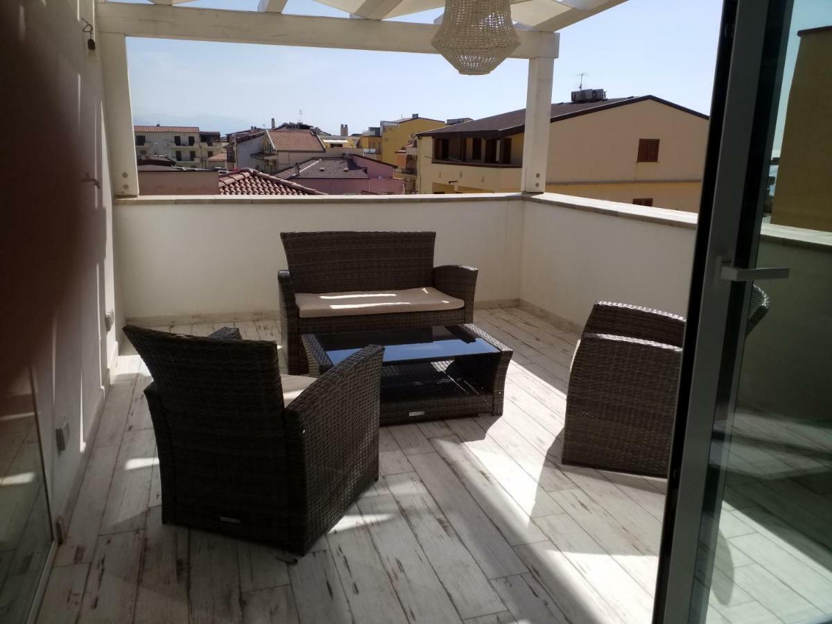Mediterranean Apartments Капо-д'Орландо Екстер'єр фото
